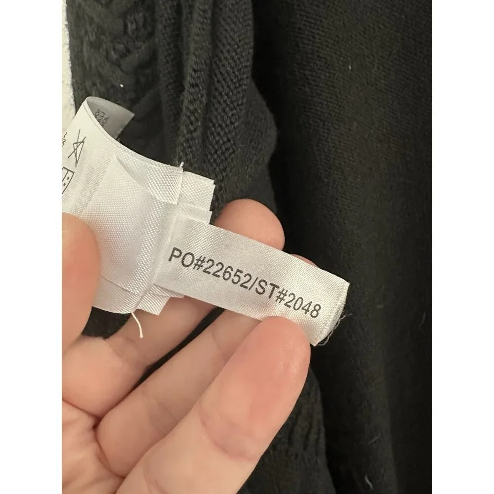 Lysse Sweater Poncho OS Black 5% Merino Wool Loose Tight‎ Knit Open Lagenlook